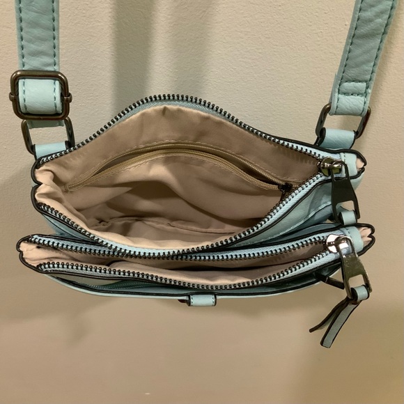 Light Blue Lula Crossbody/Shoulderbag Purse - Picture 7 of 8